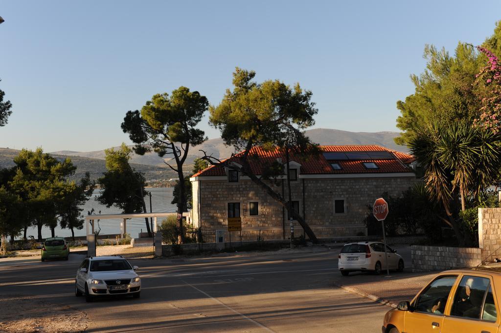 Villa Sveti Kriz Trogir Eksteriør billede